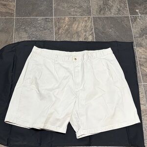 Men's Cream Flat Front Shorts